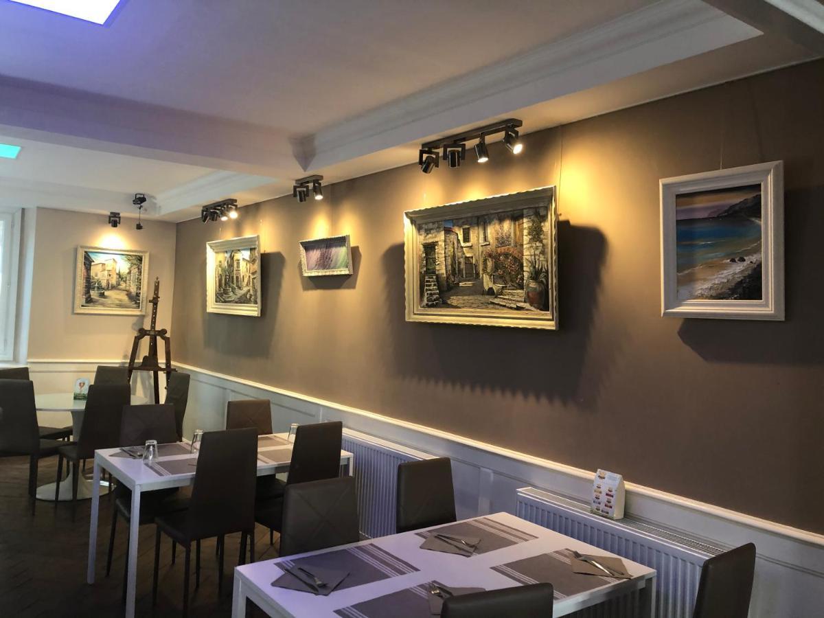 Hotel D'Artiste Pierrefontaine-les-Varans Εξωτερικό φωτογραφία