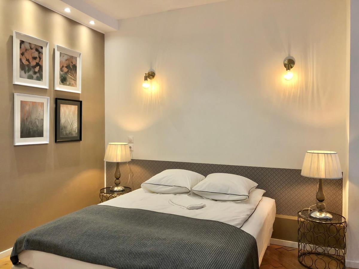 Hotel D'Artiste Pierrefontaine-les-Varans Εξωτερικό φωτογραφία